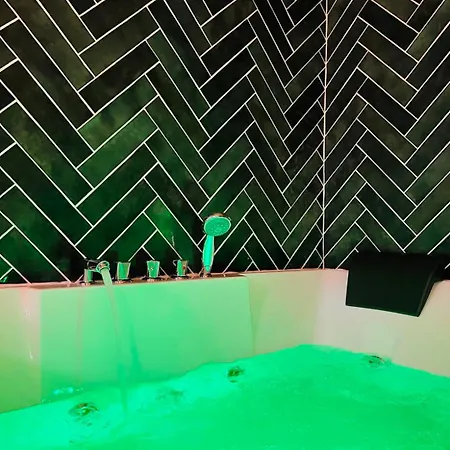 La Marrakech, Balneo Et Parking