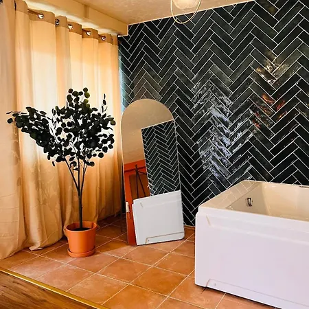 La Marrakech, Balneo Et Parking Appartement *